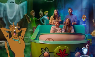 مغامرة ممتعة لجميع أفراد العائلة في Warner Bros Abu Dhabi