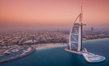 كروز دبي مارينا