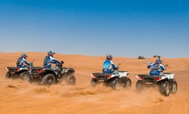 قيادة دراجة رباعية دبي