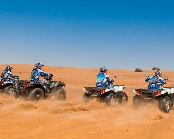 قيادة دراجة رباعية دبي