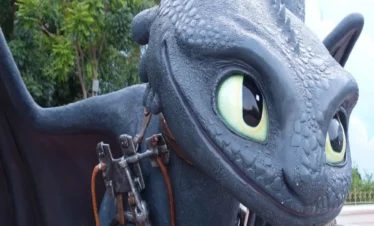 عرض حي في موشن جيت دبي