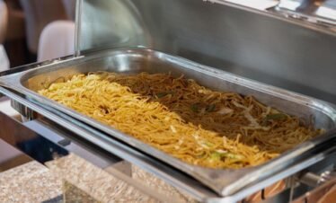 بوفيه أنيق وسط أجواء مرسى السيف