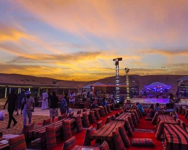 مغامرة سفاري صحراوية في دبي