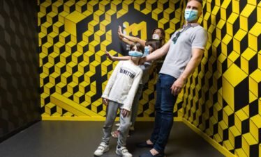 زيارة متحف الأوهام دبي – تجربة الخدع البصرية المذهلة.