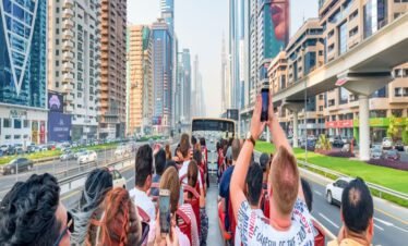أجواء لا تنسى مع جولة الباص السياحي Big Bus Dubai لمشاهدة معالم دبي
