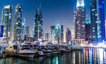 معالم دبي الشهيرة في جولة مدينة استثنائية