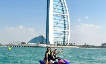 مغامرات بحرية على جت سكي دبي مارينا