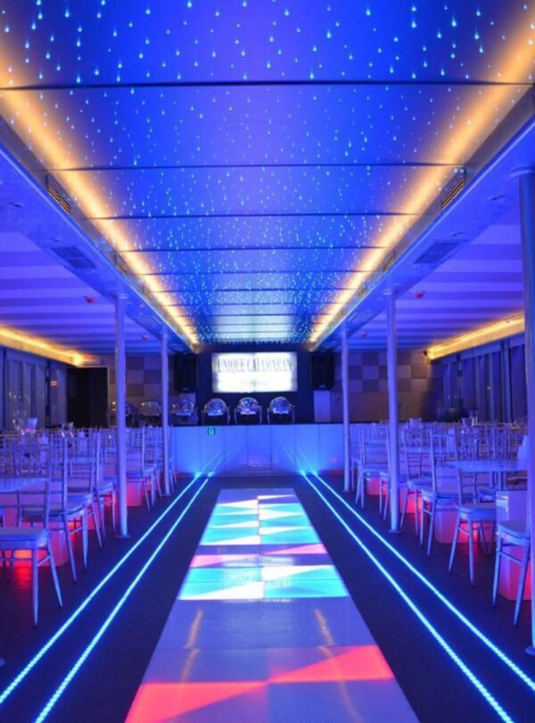 صورة رحلة بحرية على كاتاماران في دبي مارينا