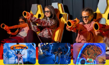 صورة لزوار يستمتعون بتجربة الألعاب في حديقة الواقع الافتراضي في دبي.