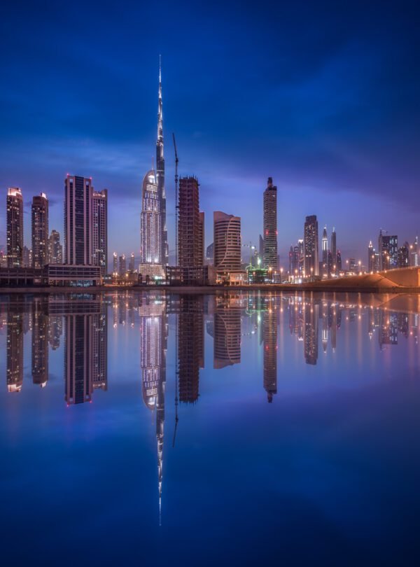 جولة في دبي تجمع بين الحداثة والتاريخ