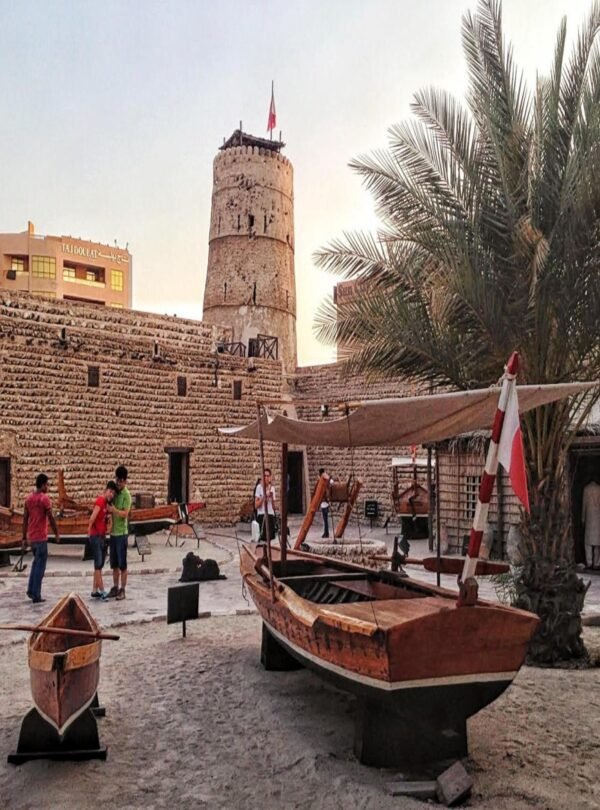 جولة ثقافية في متحف الشندغة بدبي