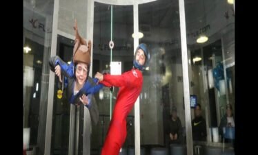 متعة الطيران في آي فلاي داخل دبي