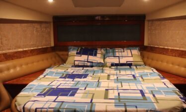 أفضل استئجار يخت فاخر خاص في دبي مع Fantasea 2