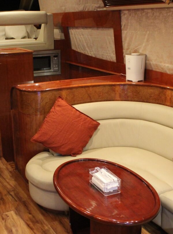 استئجار Fantasea 2 يخت فاخر في دبي للحفلات الخاصة