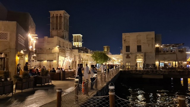 دبي السيف